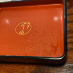 よし田 - 鰻重の蓋