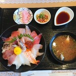 Ikoiya - 海鮮丼