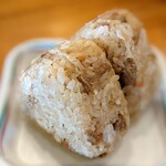 あずみうどん - かしわおにぎり 180円