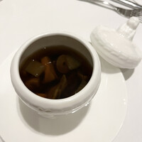 カントニーズ 燕 - 