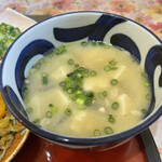 Gohanya Takezen - 定食の 豚汁