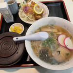 Yakiniku Hiro - 醤油ラーメン　Aセット