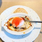 La Brianza - たまたまスプーンの入れ場所で、玉子の黄身を丸っとすくってしまった(笑) もちろんその後崩して混ぜちゃったけどね(*^^*) 美味しいの〜