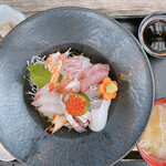 Marukei Sengyoten - 日替わり海鮮丼