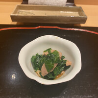 鳥匠 いし井 - 砂肝、えんがわと葉わさびの醤油漬
                    