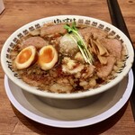 ニュー オールド スタイル 肉そば けいすけ - 肉そば背脂醤油・味玉入り