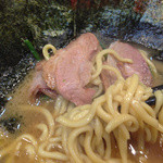 家系総本山 ラーメン 吉村家 - ラーメン　６４０円