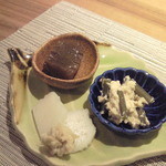 お通しは3点盛