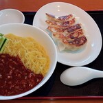 龍門 - ザージャーメン、餃子