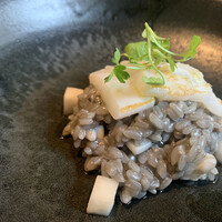 ラ・ボンヌターブル - 