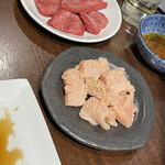 焼肉ホルモン 新井屋 - 