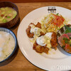 いっかく食堂 - チキン南蛮＆胡麻カンパチの定食セット。