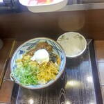 丸亀製麺 - 【2022.4.5(火)】担々まぜ釜玉うどん(並盛)670円