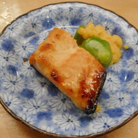 羽田市場 ギンザセブン - サーモン焼き