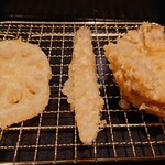 Hakata Tempura Takao - 蓮根、牛蒡、豚肉