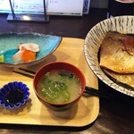 うみからそらへ - うみそら定食  ネリゴ（カンパチの幼魚）半身を煮付で  1000円