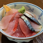 Yushima San Choume - 海鮮丼