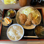 Kihachi - ヒレ1個といわしメンチ定食  970円税込