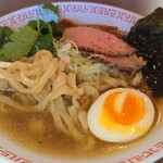 グル グル シロヘビ ヌードル - 