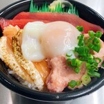 魚丼 - 料理写真: