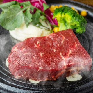 A5 rank "Kyushu Kuroge Wagyu beef Steak"