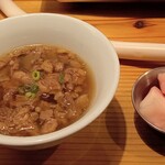 Niigata Atsugiri Niku Yakiniku Mamire Niigata Benten Honten - お通し、牛脂