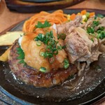 カフェ＆レストラン談話室 ニュートーキョー - 和風おろしハンバーグ＆豚肉の生姜焼き
