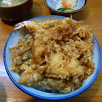 天公 - 上天丼（８４０円）。これが一番安い品です