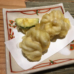 魚料理・もつ鍋  山咲き - 白子の天ぷら