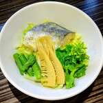 Shinasoba Tanaka - 鰆と春野菜のまぜそば（2022年3月の限定）