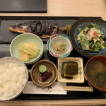 h Shabushabu Imotsuru - 魚週替わり御膳　鯖の西京焼きと春菜の天ぷら　1,200円