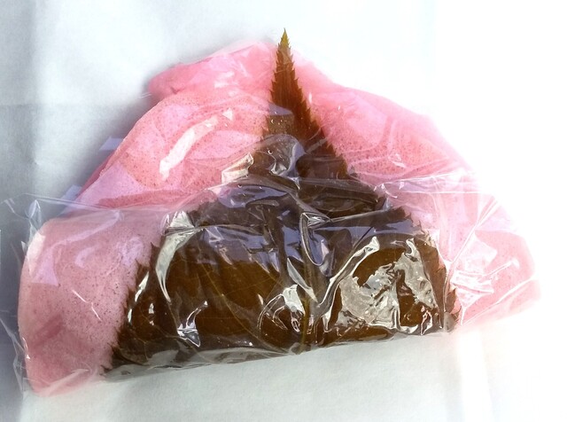 芳賀菓子店本舗 - 鏡石（和菓子）の写真