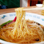 向日葵 - 台湾ラーメンの麺