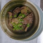 成田家 - 牛すじ煮込み