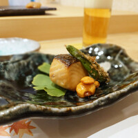 鮨うら山 栄離れ - 温物「鰆の幽庵焼き」