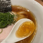 ラーメンWalkerキッチン - 鶏豚のコクのあるスープ