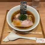 ラーメンWalkerキッチン - 箸と箸置きも本店仕様