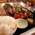 Hamayaki Kaisen Izakaya Daishousuisan - 