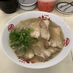 太宰府 八ちゃんラーメン - チャーシューメン８４０円