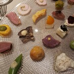リナシメント - バラエティー豊かな前菜