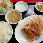 栄達 - 餃子定食