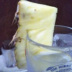 鶴亀 - チューハイ 300円(税込)(2022年4月6日撮影)