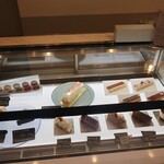 Patisserie Corte - ショーケースの様子。