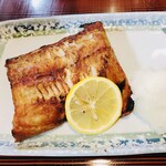 山屋 - 料理写真:銀鱈の焼物