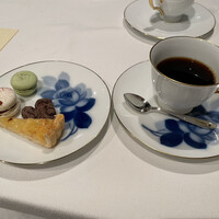 ル・リュタン 磯谷 - 