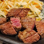 Teppanyaki Tenjin Horumon - 丸腸サガリ定食(1880円)