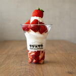 ガジュマル - 極イチゴパフェ