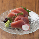 Tuna sashimi