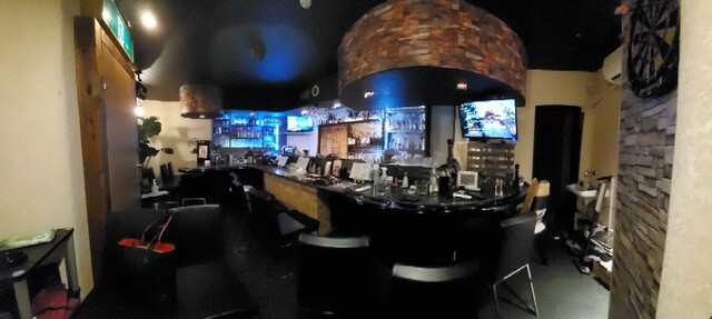 Dinig Revol Bar photo 4