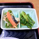 十八番 - 定食の付け合わせ。